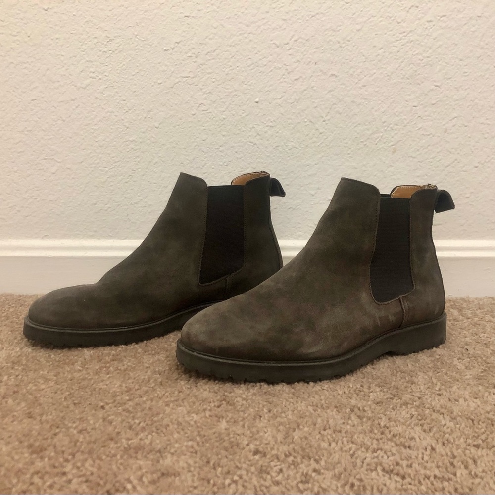 Zara Suede Chelsea Boots in Brown
